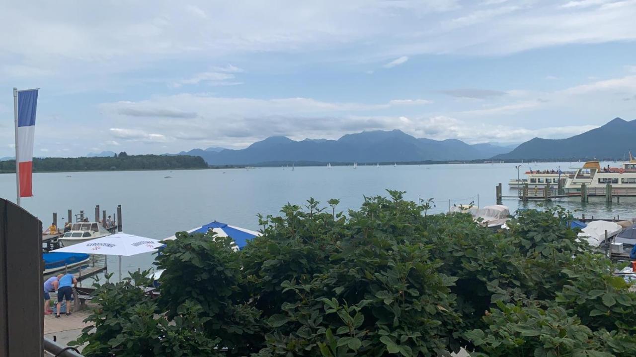 Sieben Zimmer Am See Prien am Chiemsee Luaran gambar